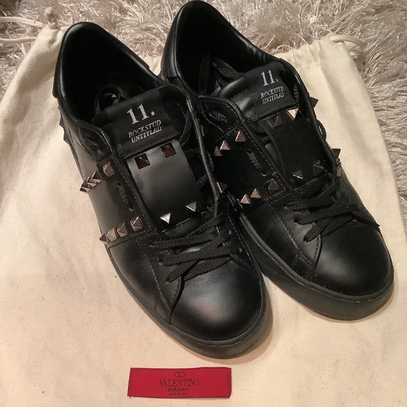 Valentino Garavani 'rockstud Untitled' Sneakers - Picture 1 of 9